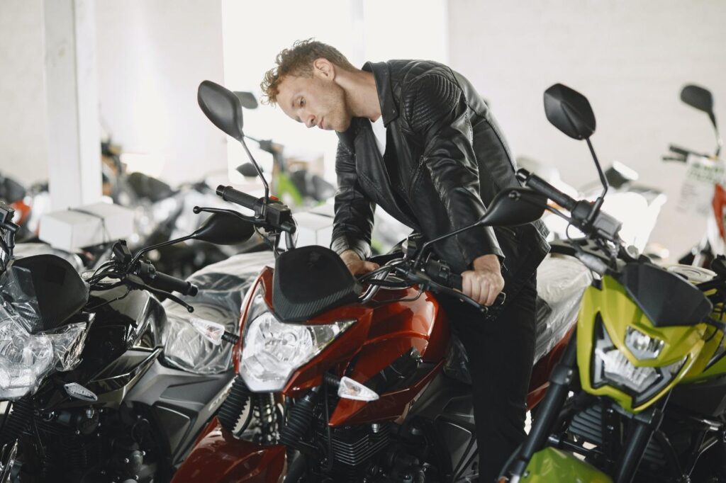 How to Choose the Right Motorcycle Dealer